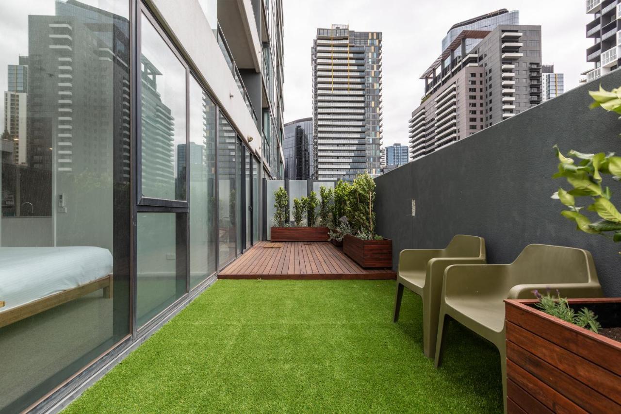 ☆Of Southbank☆Light Filled Apartment☆Huge Private Terrace With City Views☆Parking☆Pool☆Gym☆Wifi ملبورن المظهر الخارجي الصورة