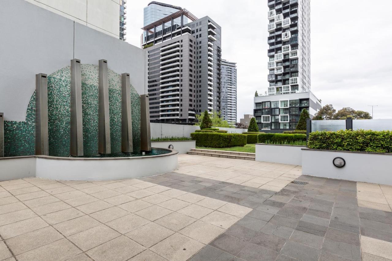 ☆Of Southbank☆Light Filled Apartment☆Huge Private Terrace With City Views☆Parking☆Pool☆Gym☆Wifi ملبورن المظهر الخارجي الصورة